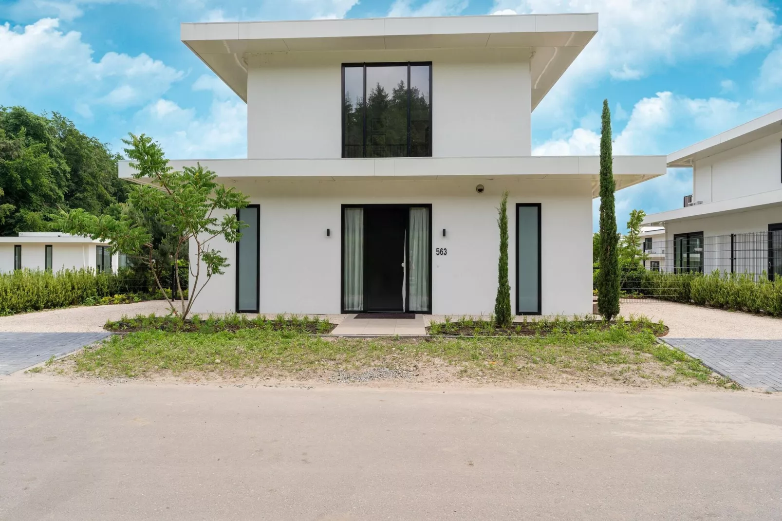 Villa Renard 563-Exterior summer