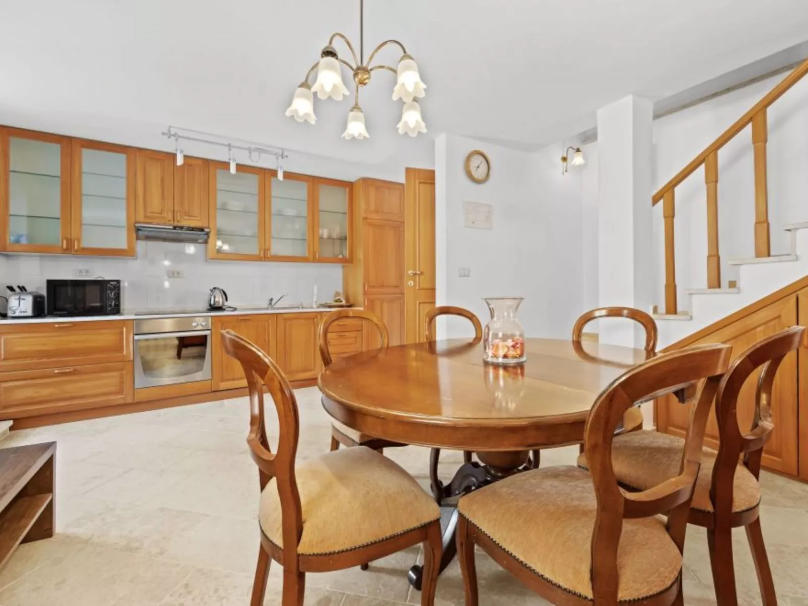 Villa Diana - Drinnen