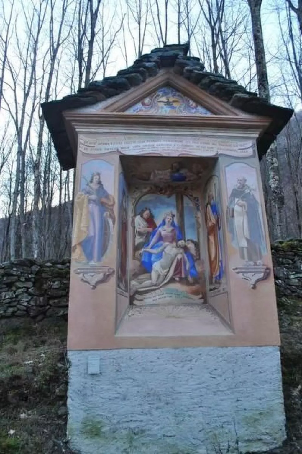 Rustico di vacanza nel nucleo di Moghegno - Draußen