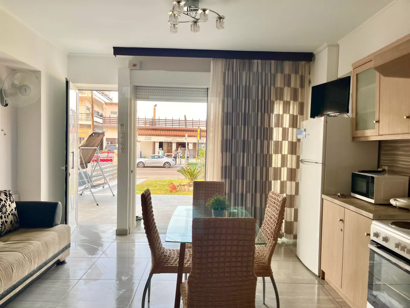 Beachfront Garden Villa - Inside