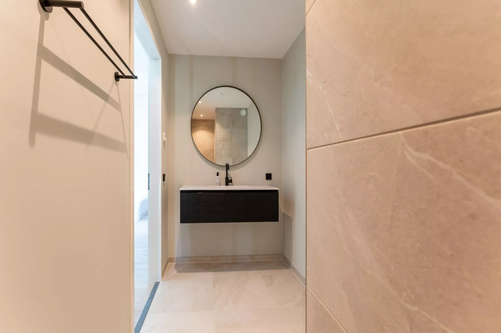 Villa Renard 563-Bathroom