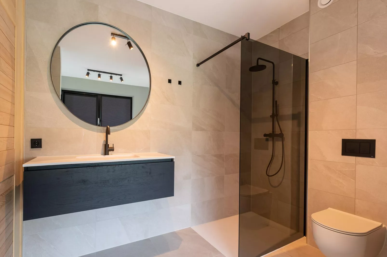 Villa Renard 563-Bathroom