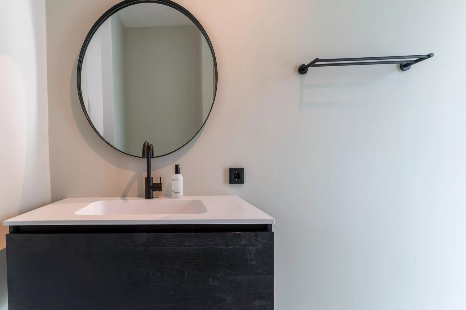 Villa Renard 563-Bathroom