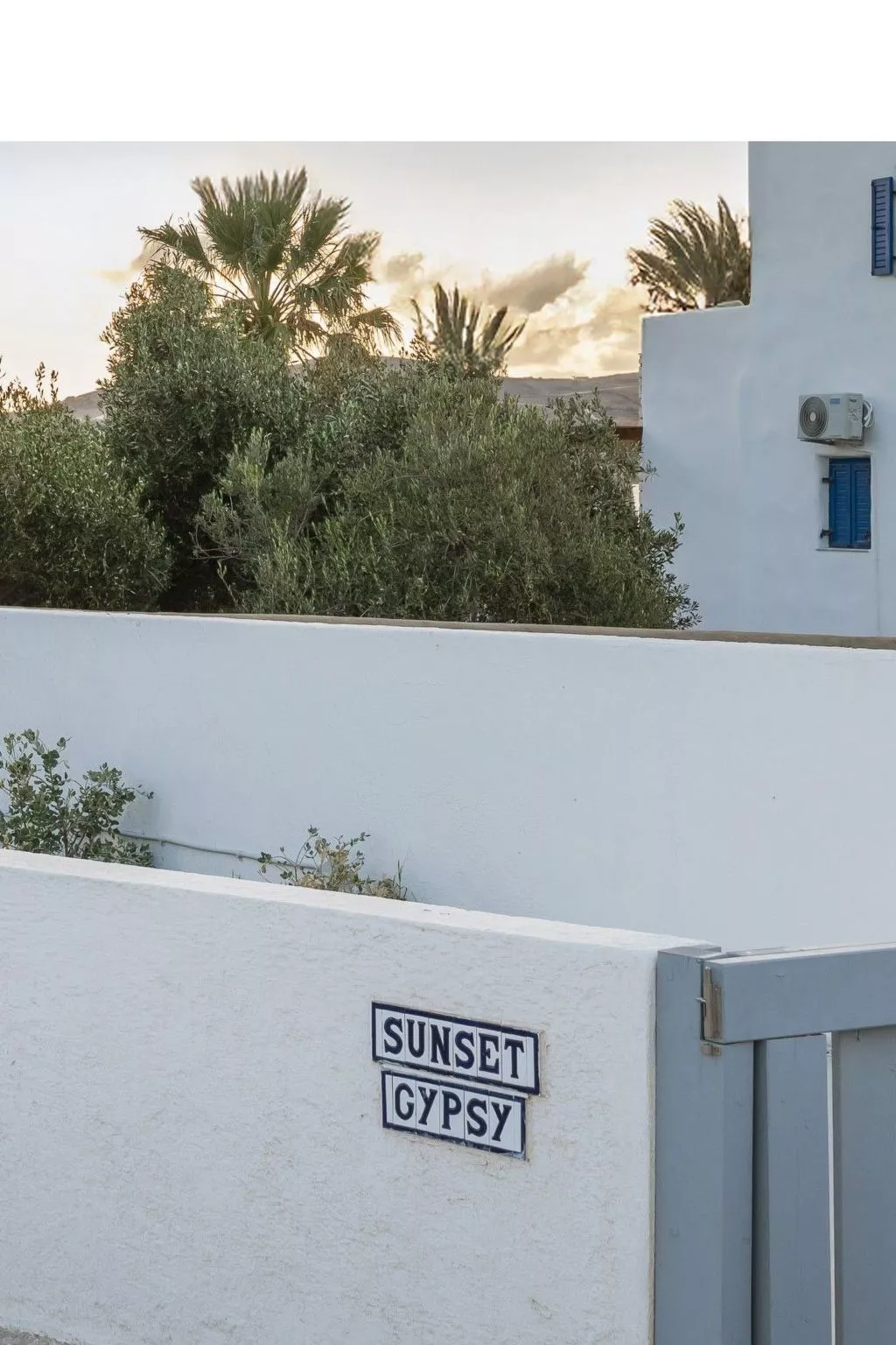 Sunset Gypsy stilvolles modernes Dorfhaus mit Whirlpool - Draußen