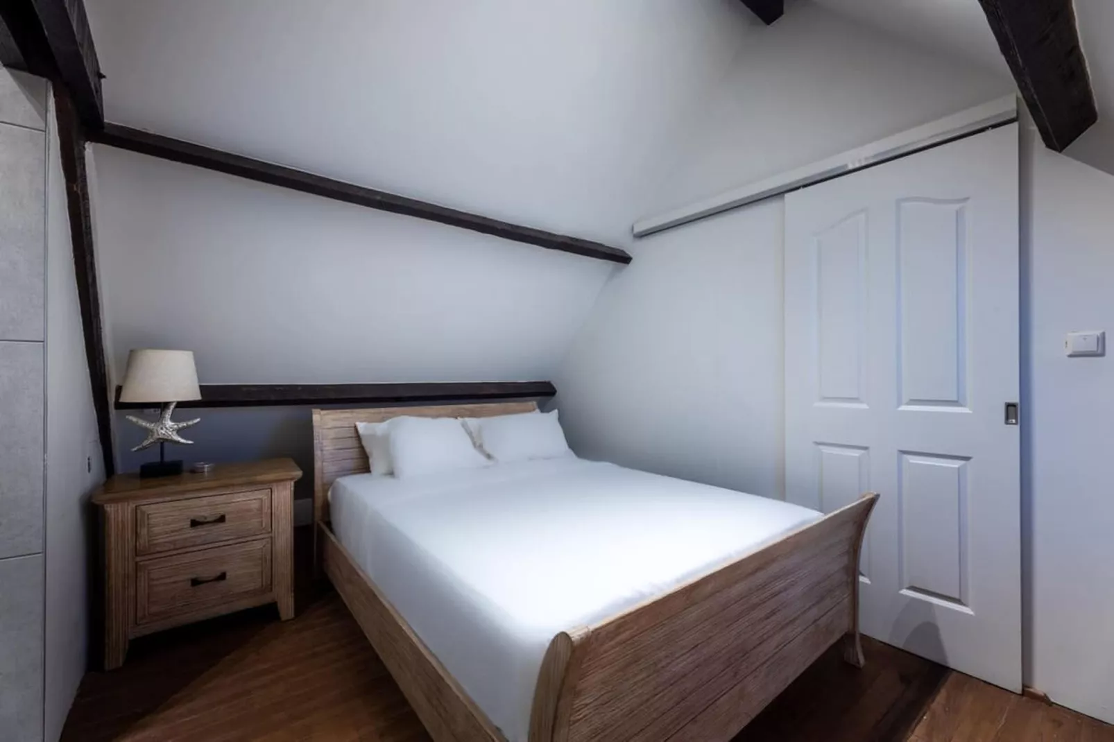 Plaza JoJo C - Bedroom