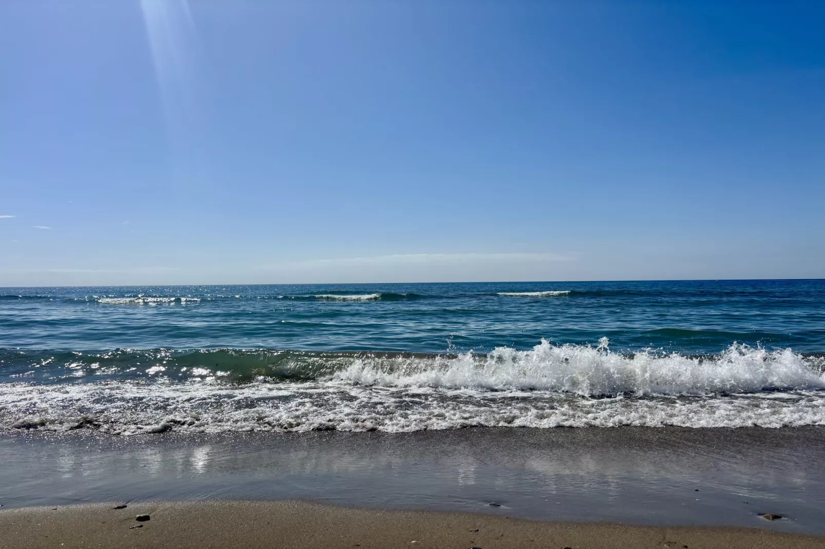 Superb Front Line Location, Sea View- Heated Pool - Gebiete Sommer 1 km