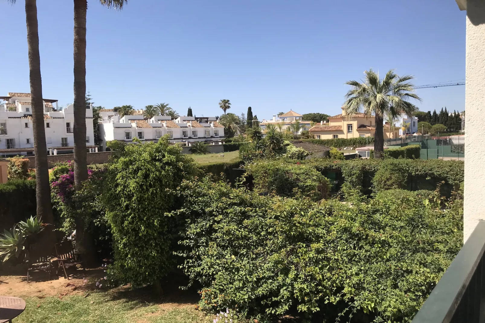 Modern Gated Apartment near Beach & Puerto Banus - Terrasse/Balkon