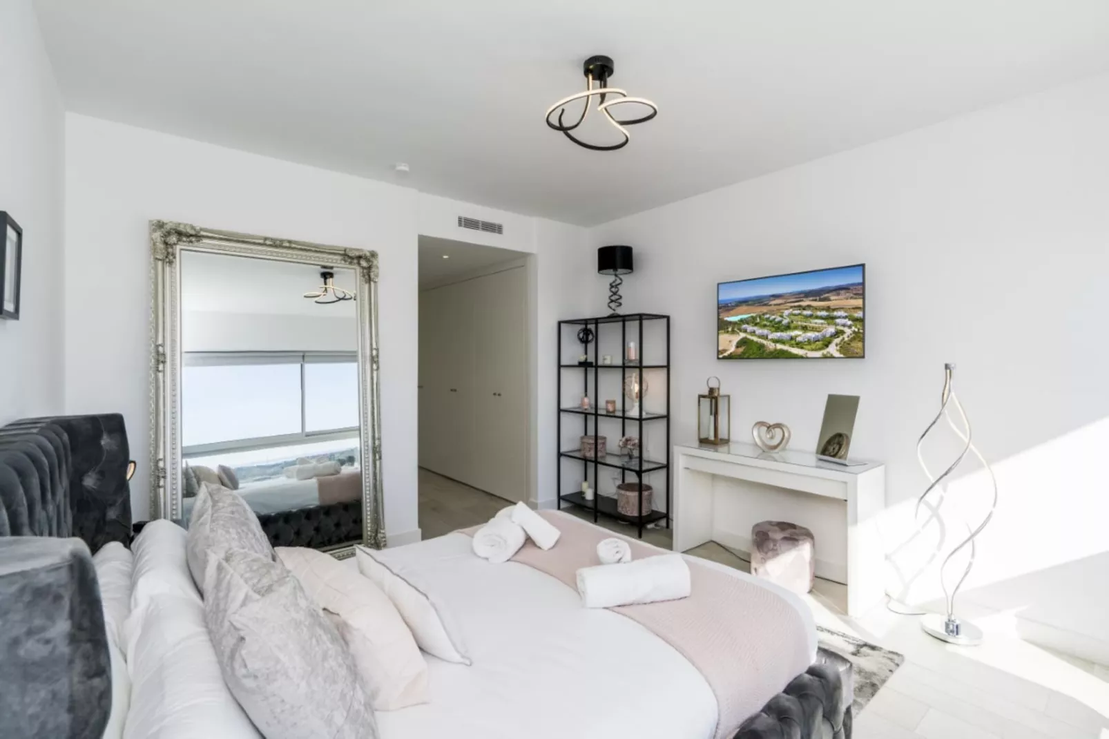 Stylish 3-Bed Apartment | Alcazaba Lagoon (1214) - Chambre