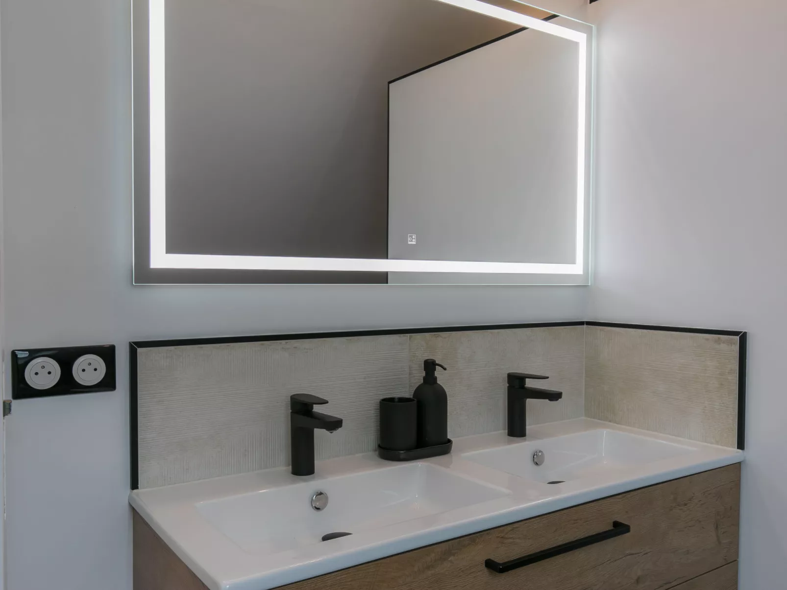 L'échappée - Inside