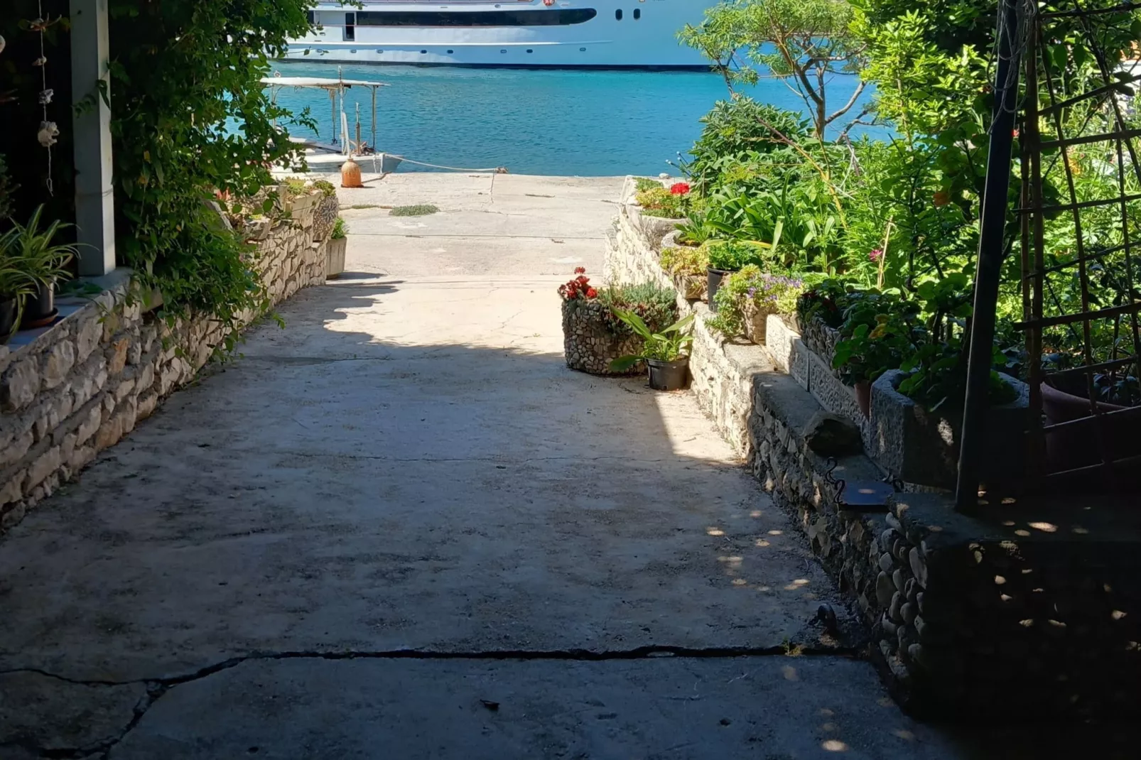 Guest House Green Corner Supetarska Draga - One Bedroom Apartment With Balcony and Sea View - Vue