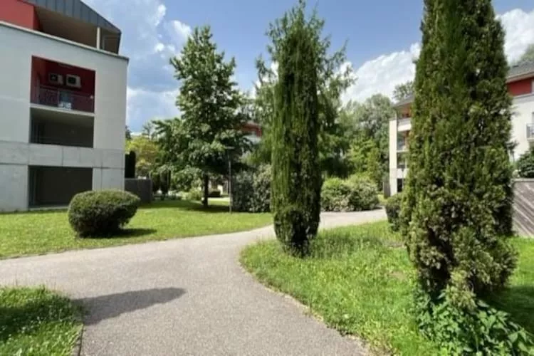 Adonis Divonne-les-Bains T2 Park side - Gardens in summer