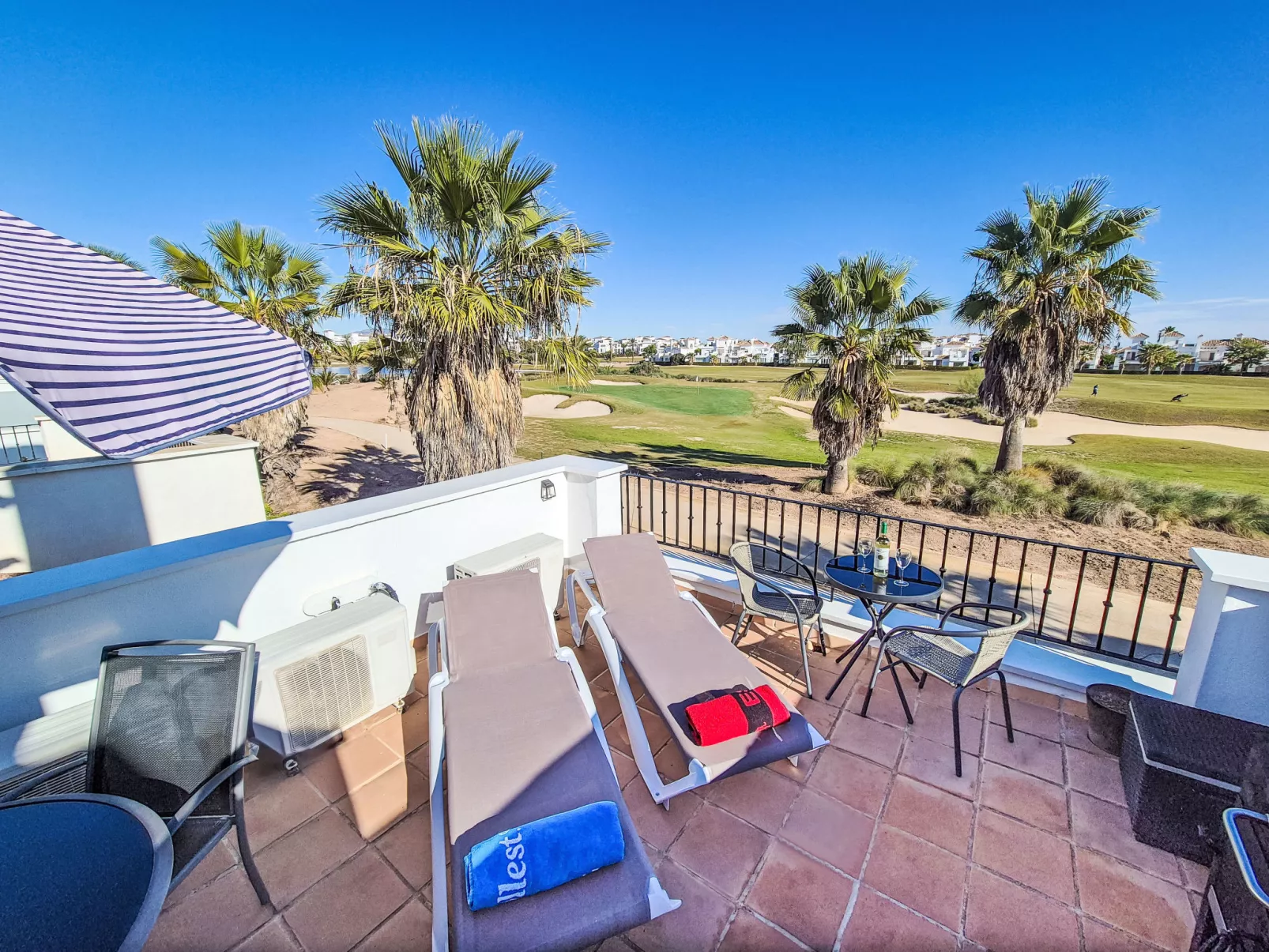 "Casa La Torre" mit Wallbox - Dehors