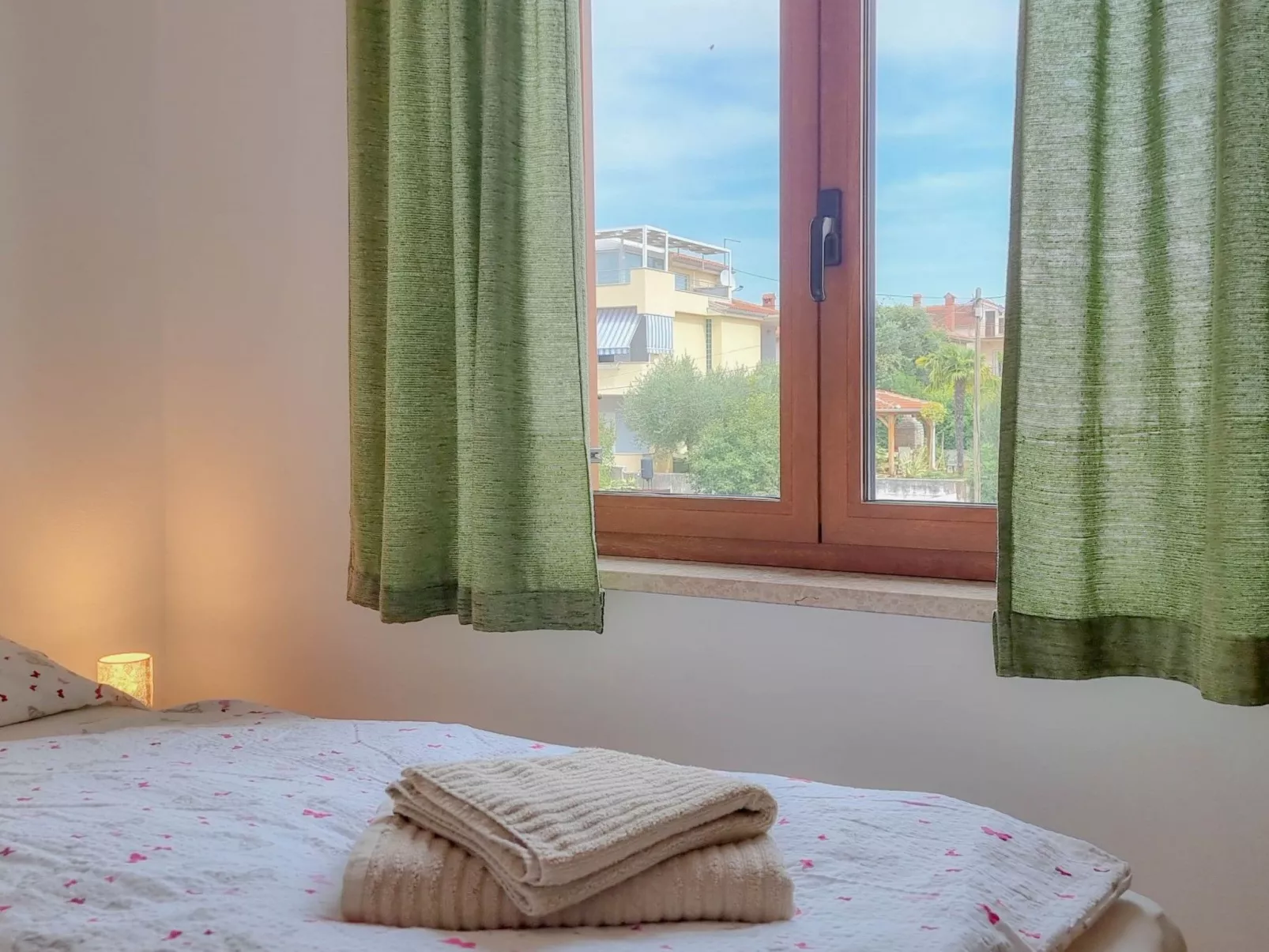 Für 4 Personen ca. 50 m&sup2; in Novigrad, Adriaküste Kroatien (Westküste von I - Dedans