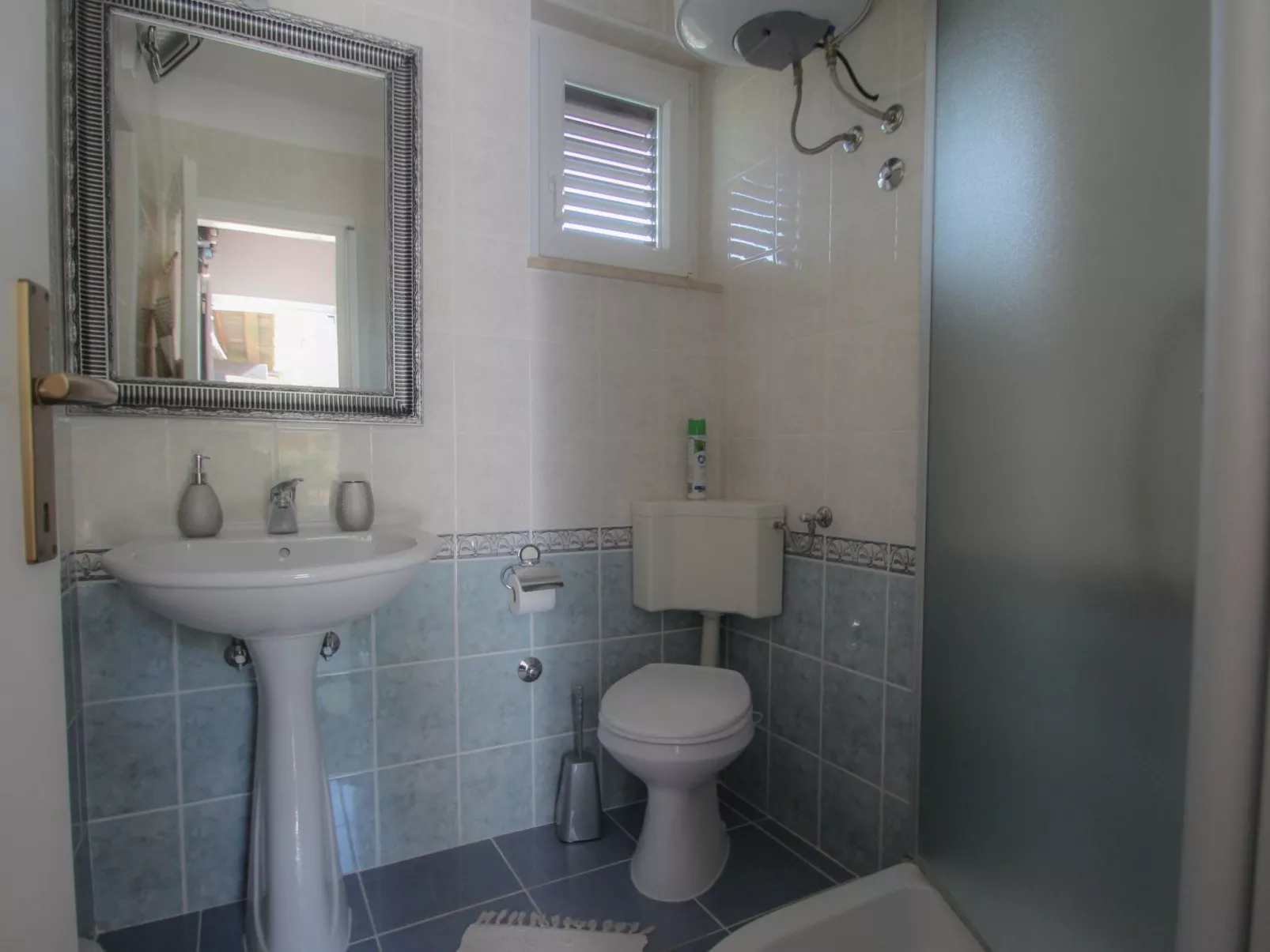 "Karpinjan" direkt am Strand - Inside