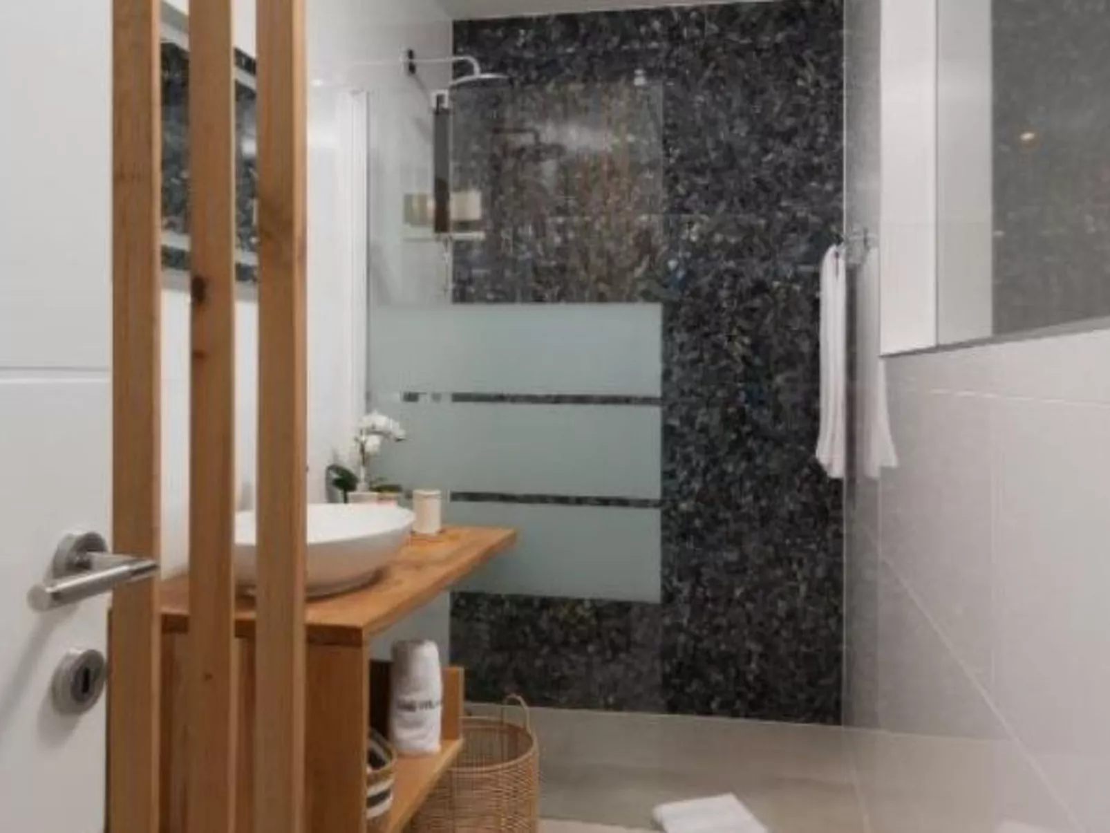 Villa Barbara with heated pool - Image-tags.info