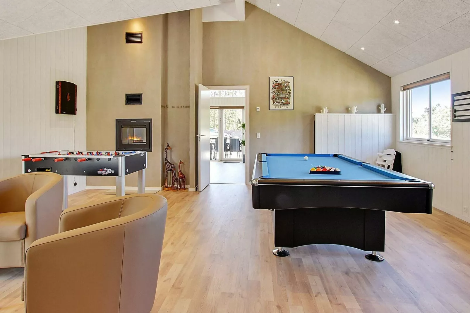 16 person holiday home in Blåvand-Indoor