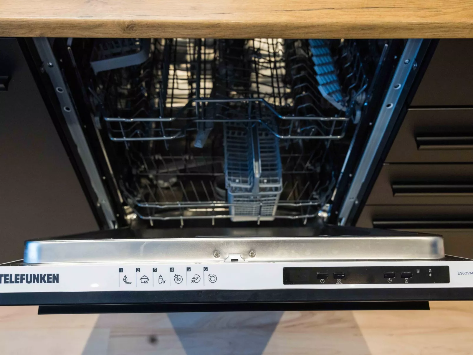 Schiller Apartment im Zentrum von Hof. Küche, Parkplatz, 250MBit Wlan - Image-tags.info