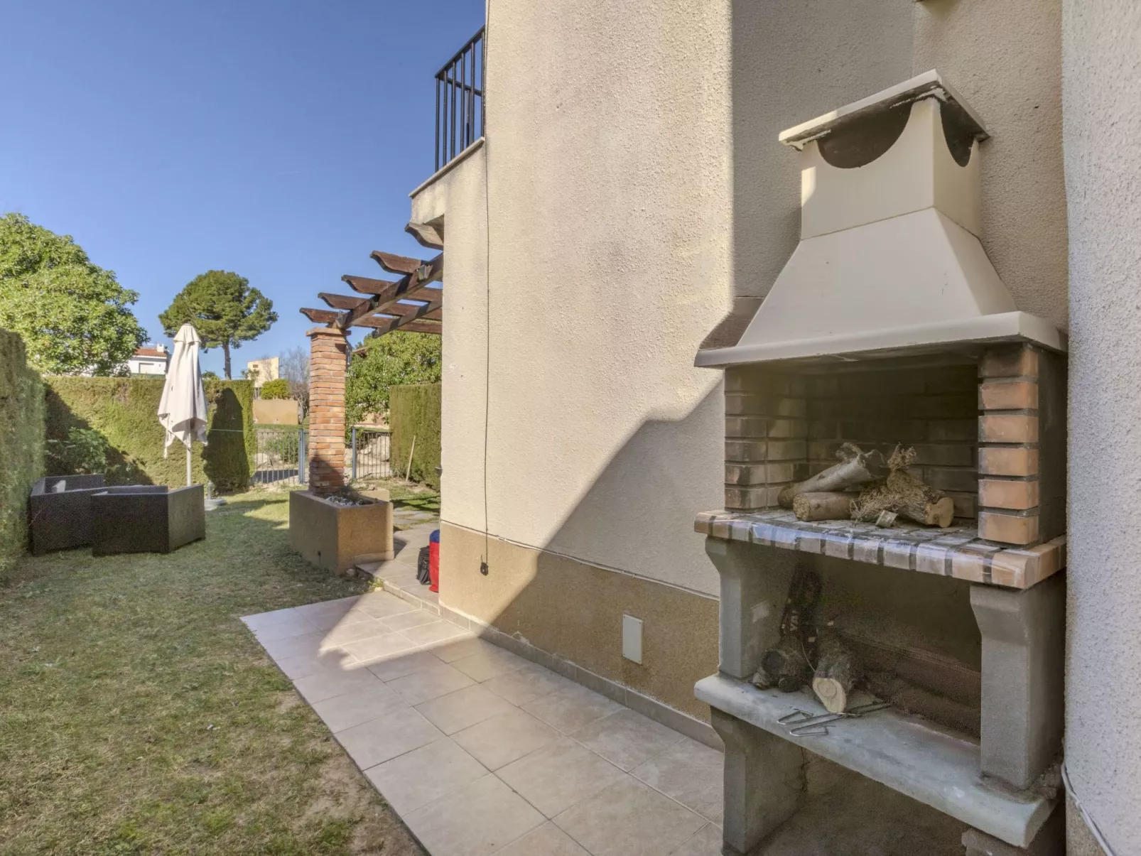 Ca la Flama - Draußen