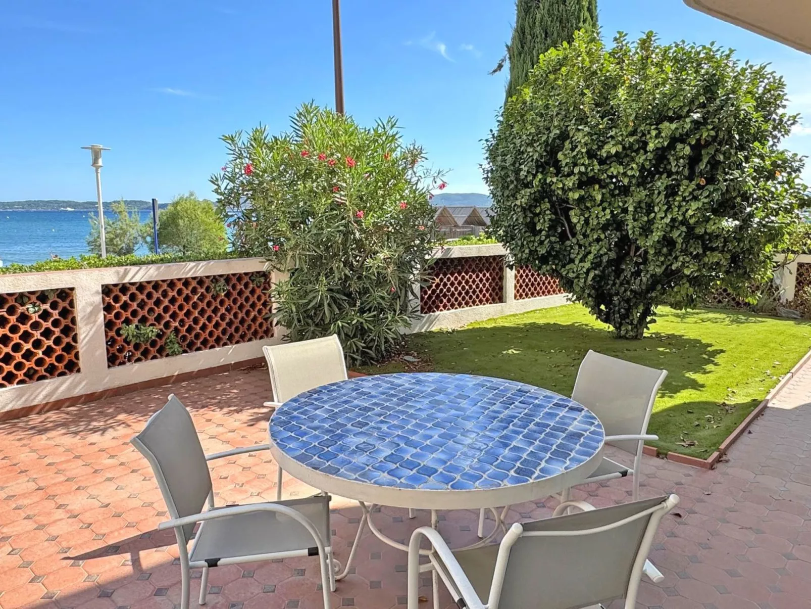 Haus 4 pers - Klimaanlage - Meerblick - Wifi - Dehors