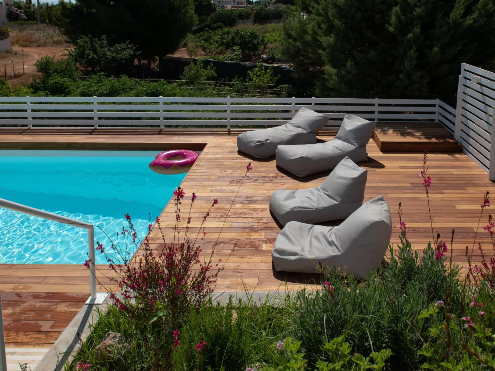 Evaeri Villa - Draußen