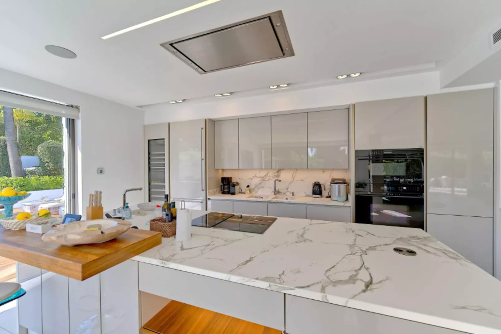 Contemporary & Very Spacious Villa Puerto Banus - Kitchen