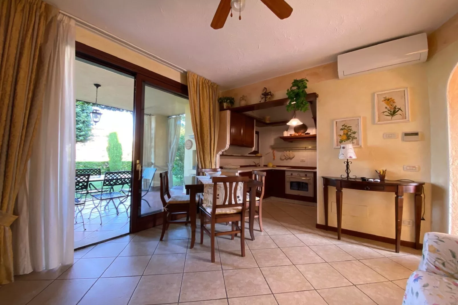 Garda Resort T6 PT Sup - Living room