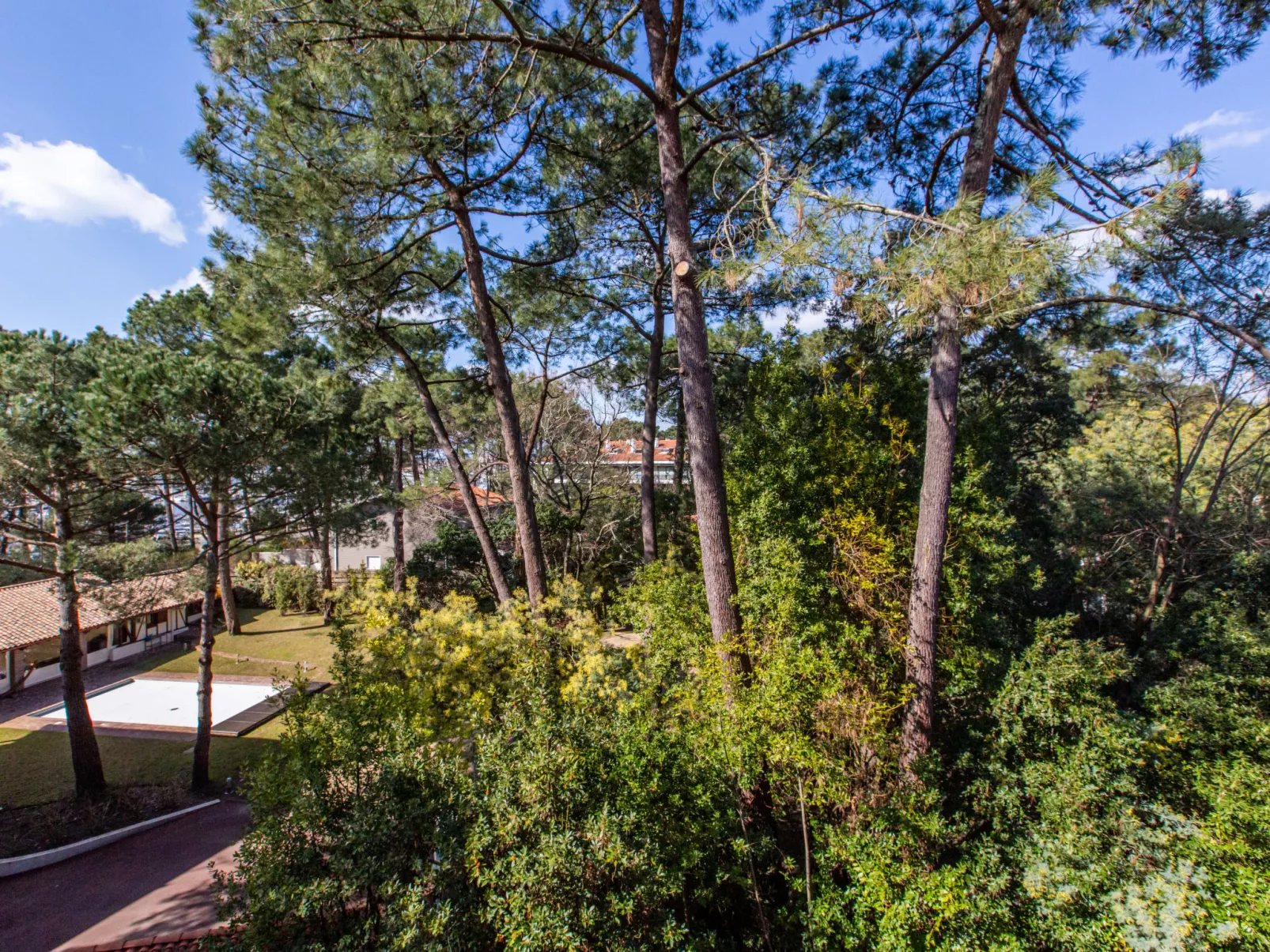 Le Bourret - Draußen