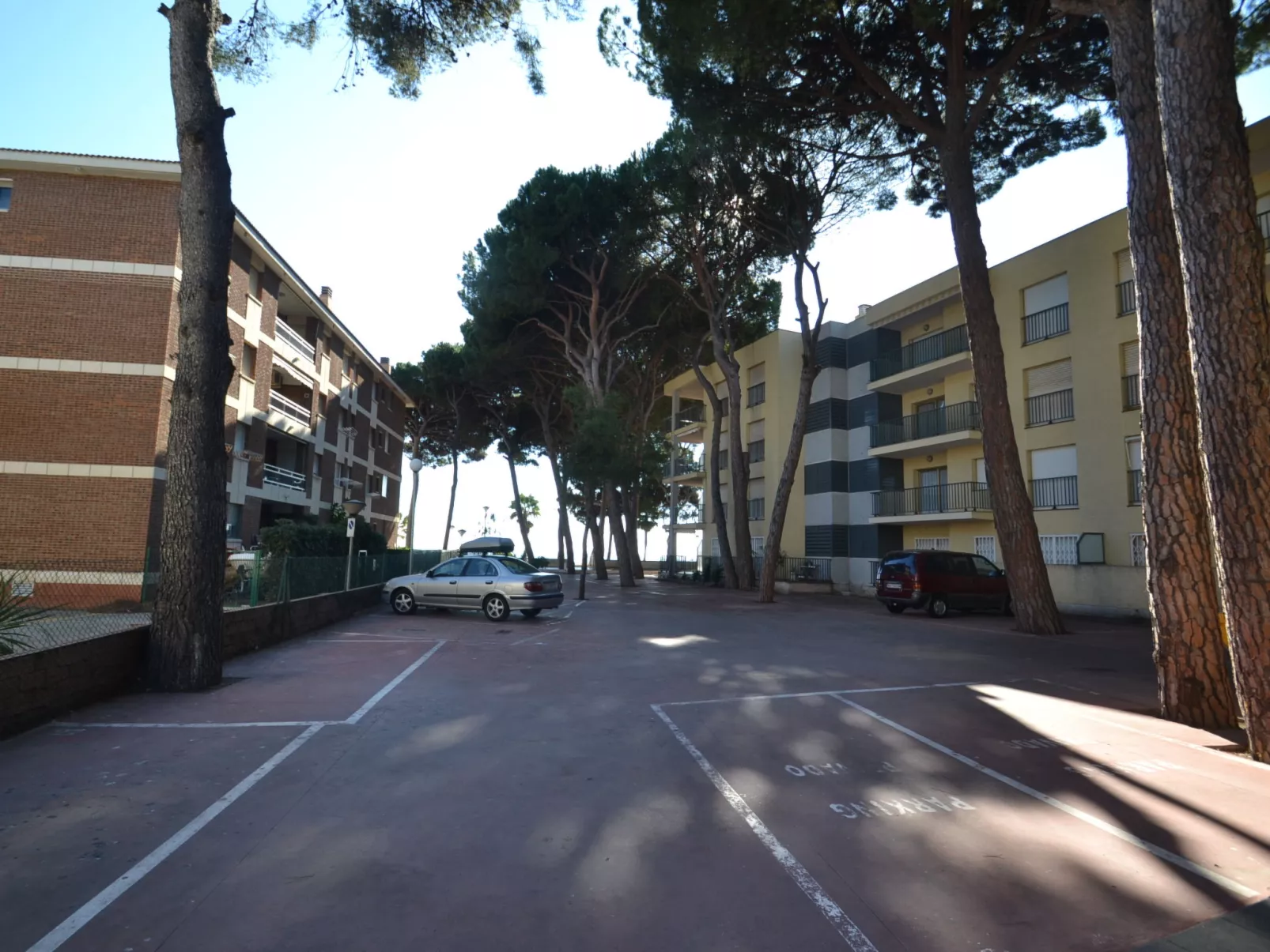 Pins i Mar - Outside