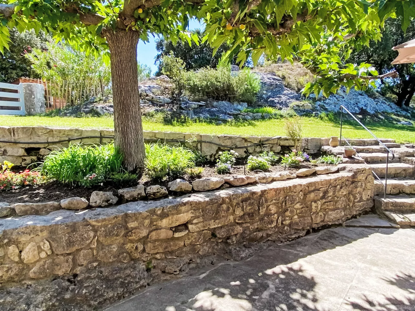 Mas du Castelet - Draußen