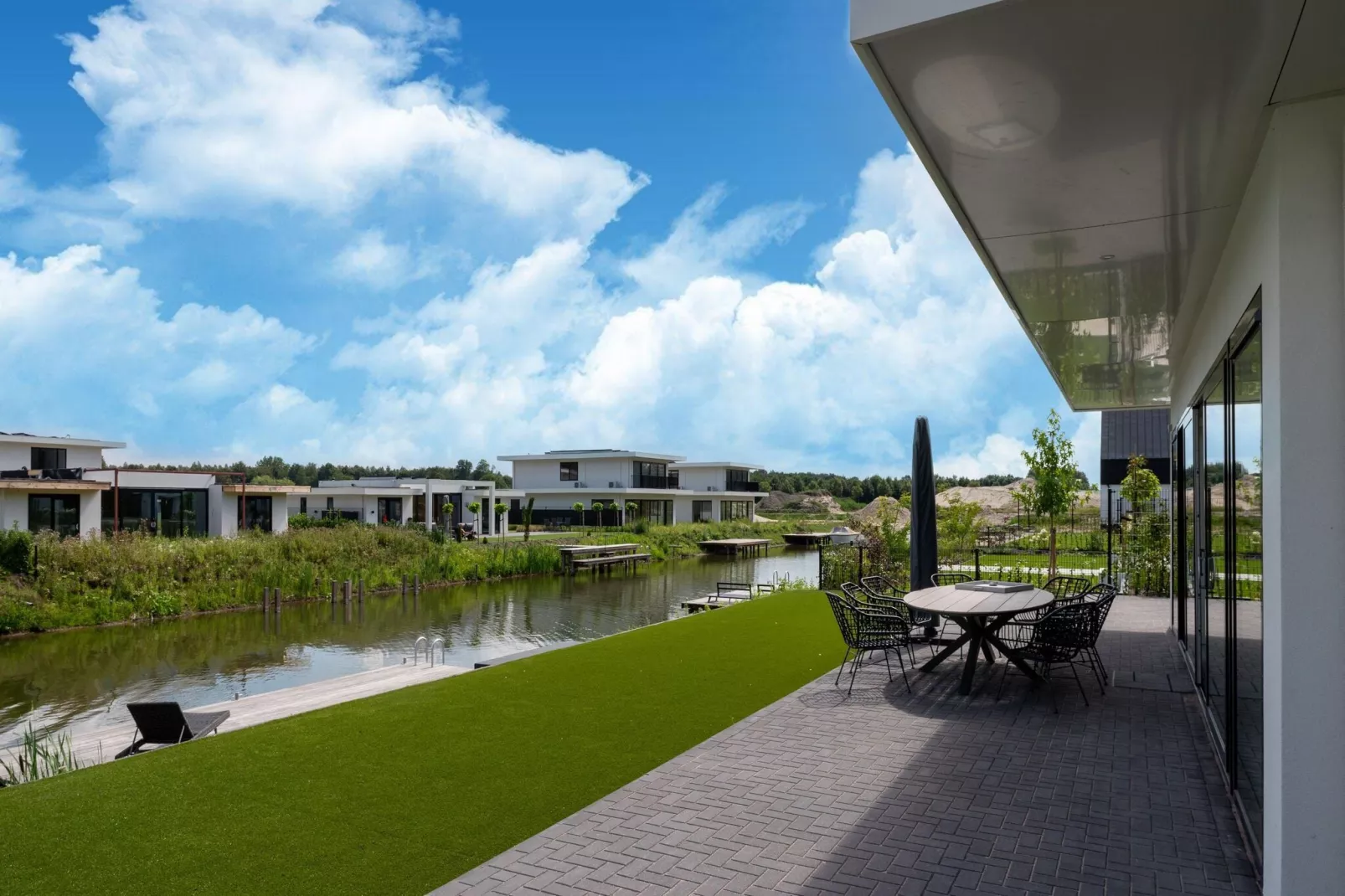 Villa Lacus 553-Vue d'été