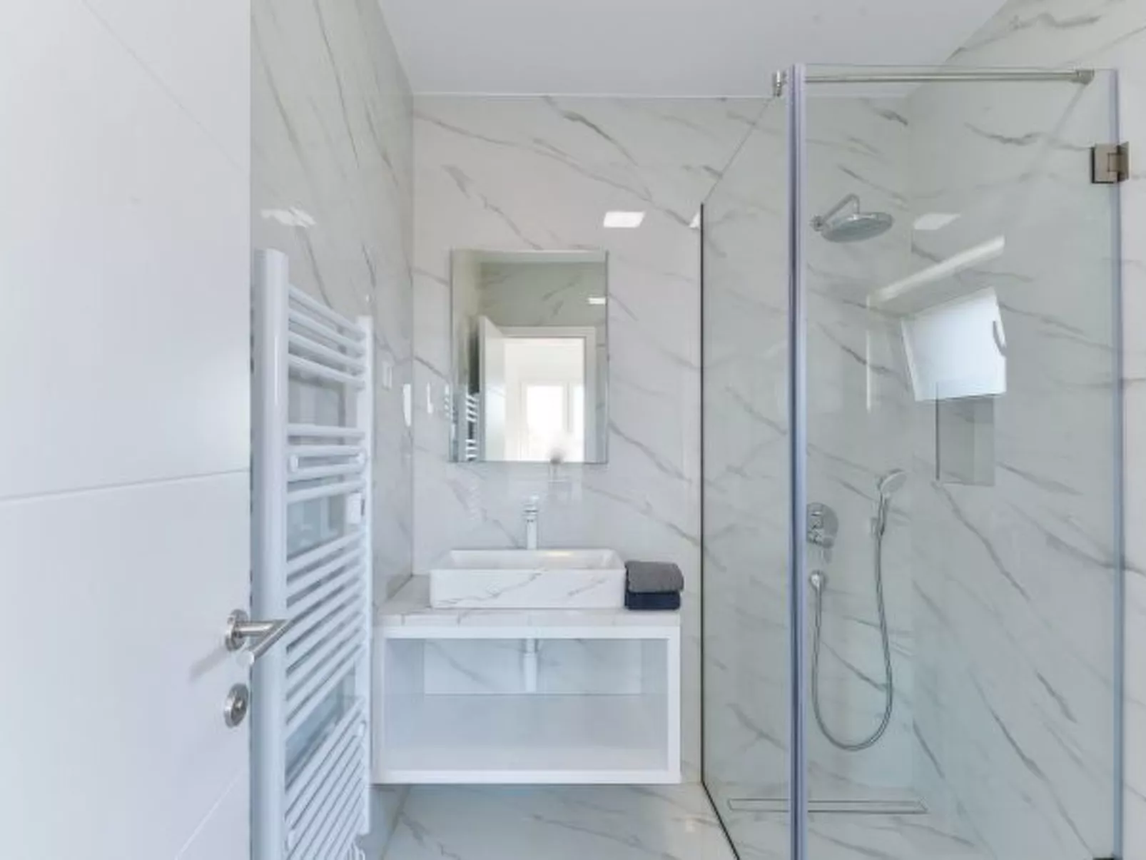 Villa Div with heated pool, Penthouse Apt. No.3 - Image-tags.info