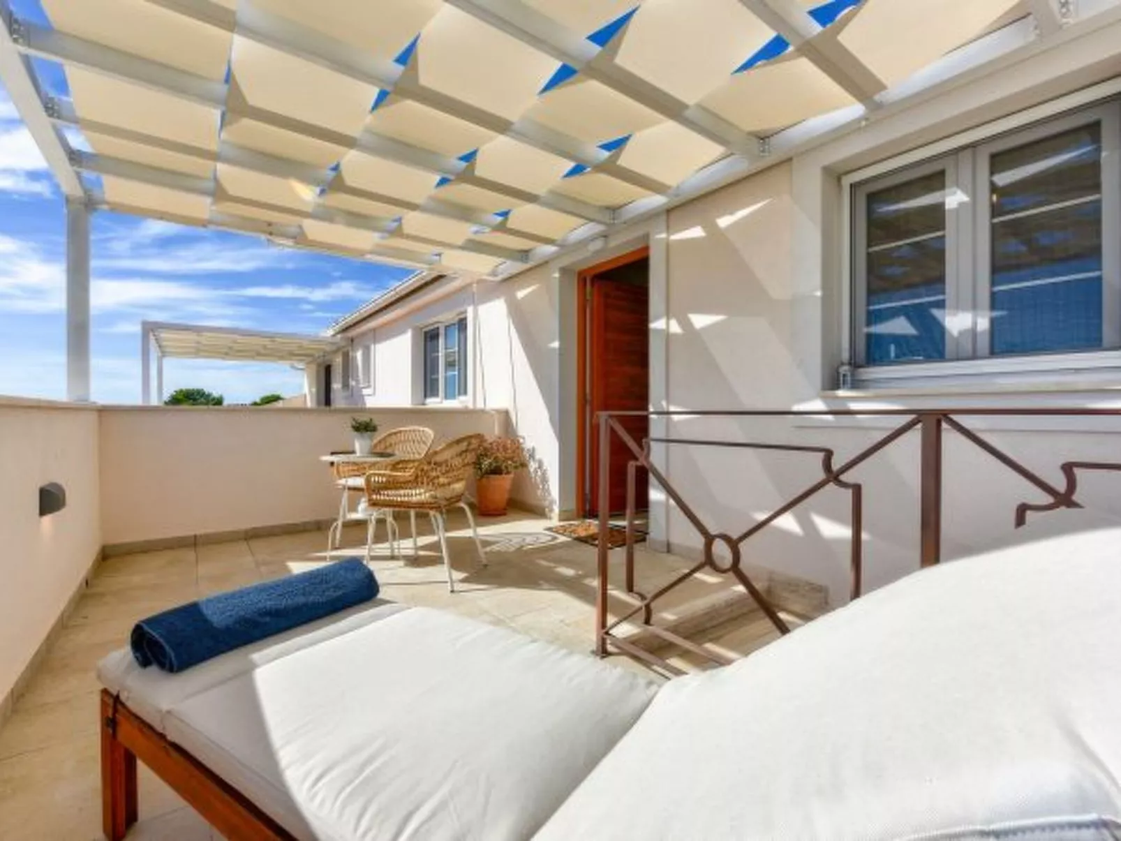 Villa Andamalu with heated pool - Image-tags.info