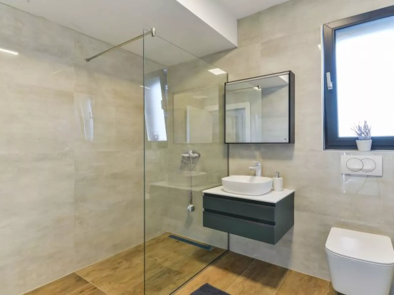 Villa Zariva with pool and panoramic mountain and - Image-tags.info