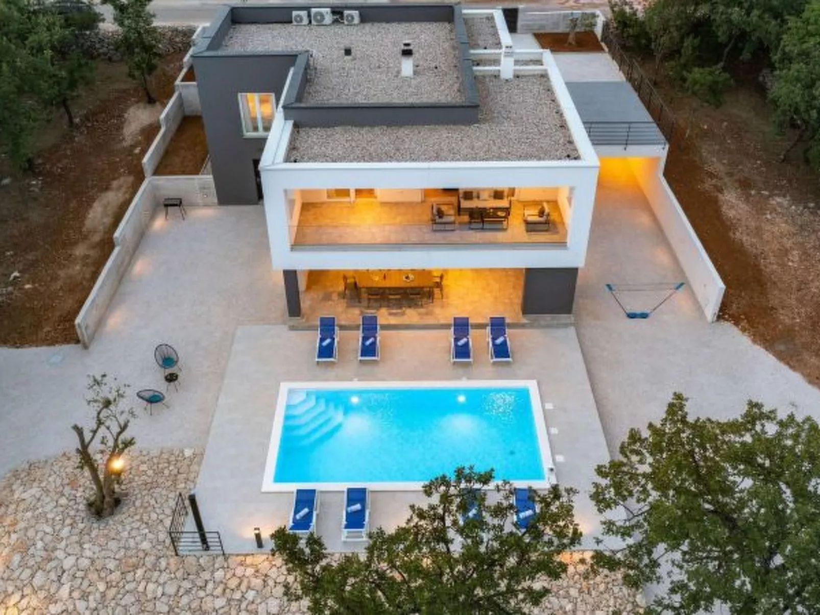 Seaview Villa Deep Green with pool - Image-tags.info