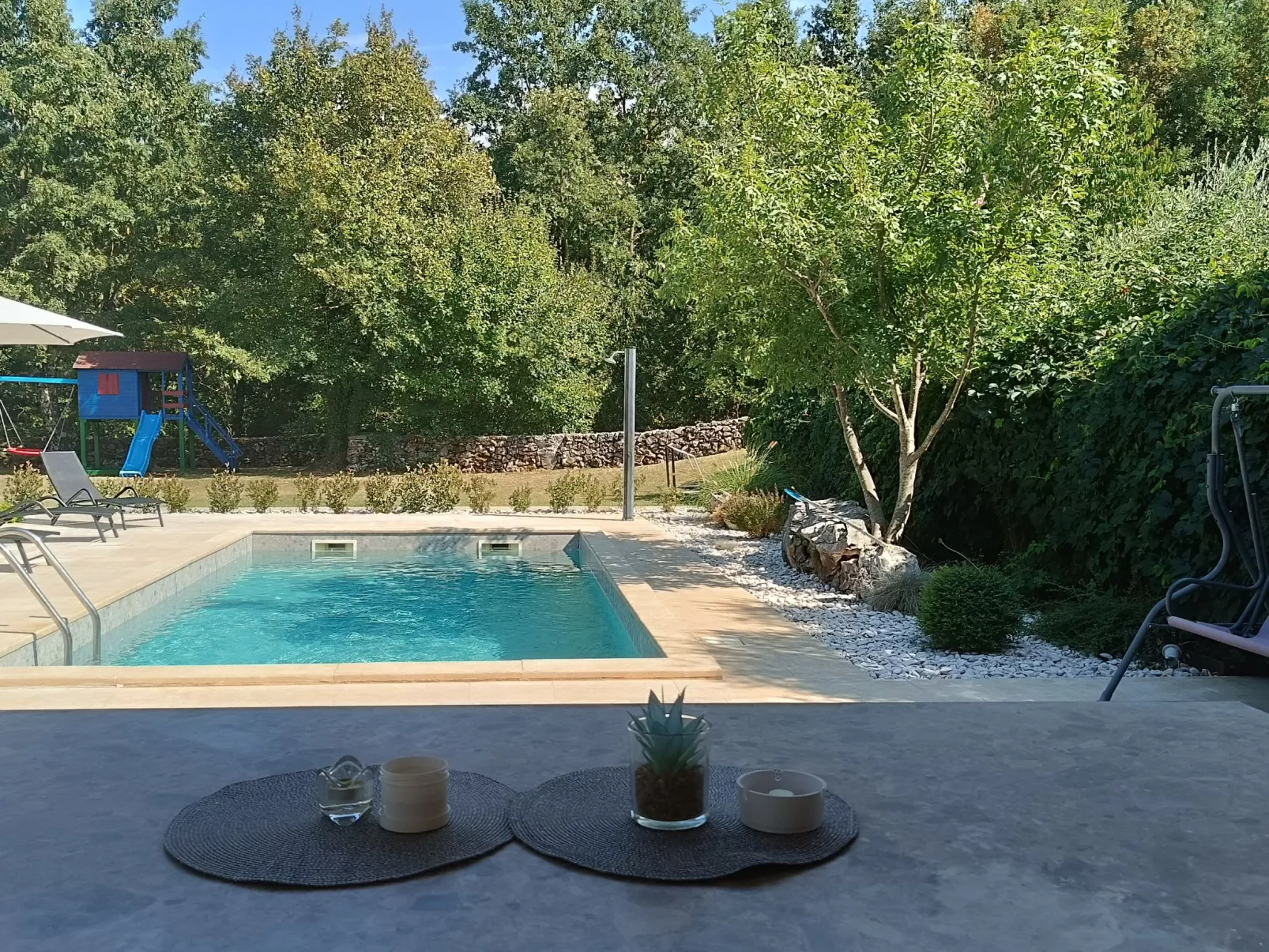 Villa Križanci - Draußen