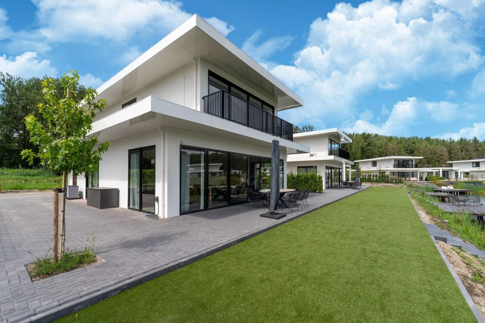 Villa Flevum 554-Jardins en été