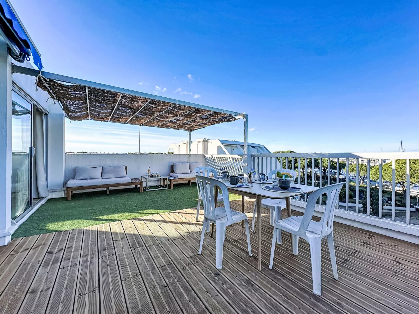 La Croisière - Dedans