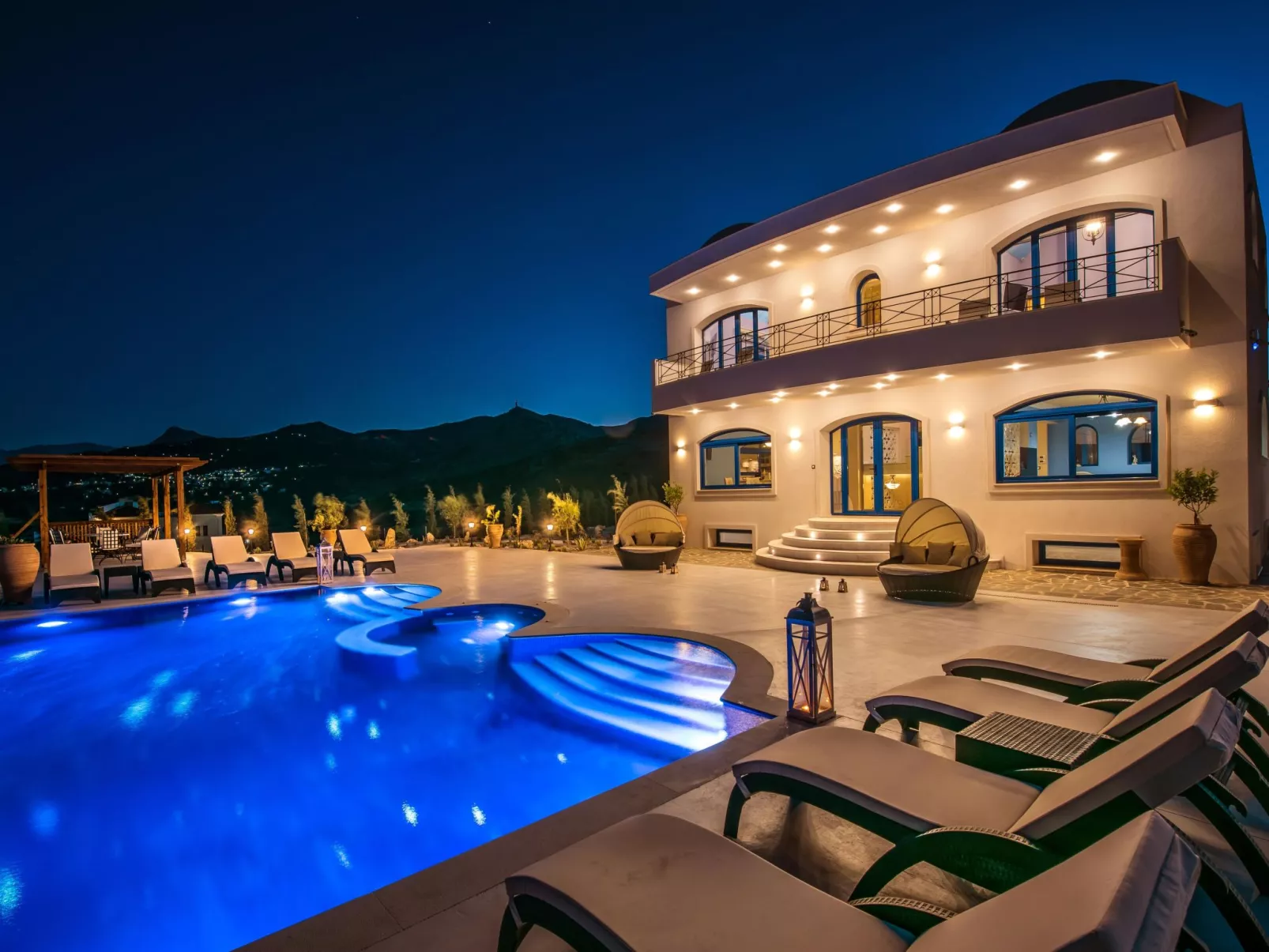 VILLA SANTORINI, WEIN DUNKLES MEER VILLEN - Image-tags.info