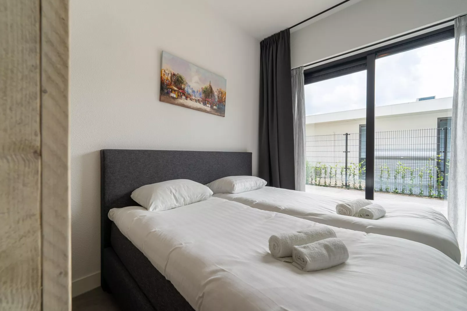 Combi watervillas 553 and 554-Bedroom