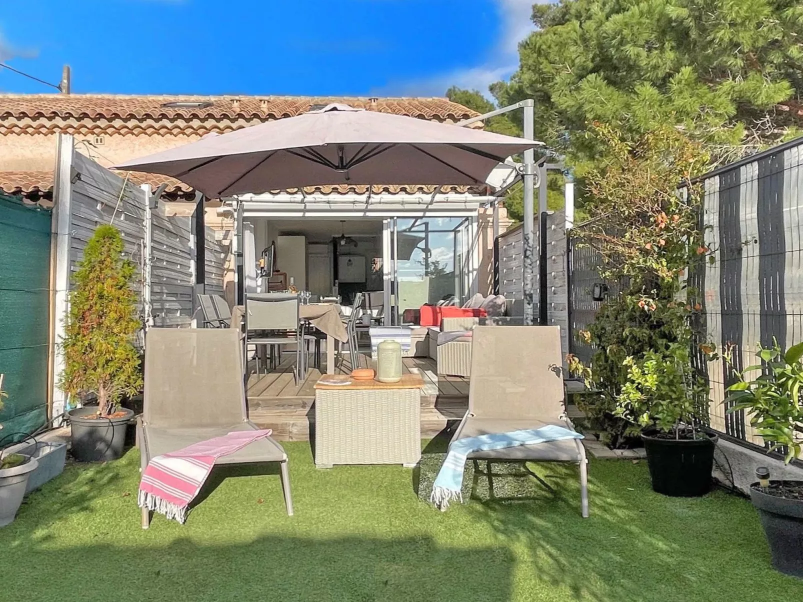 Ferienwohnung - Draußen