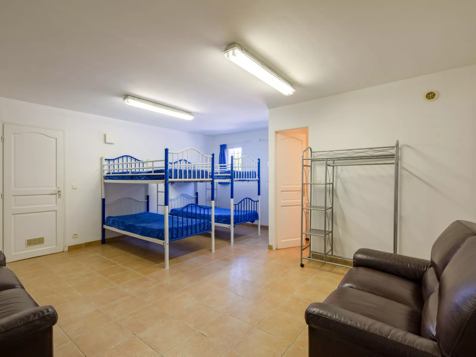 La Figuière - Inside