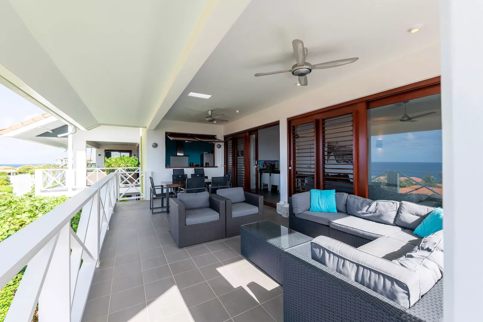 Rise and Shine Boca Gentil - Terrace balcony