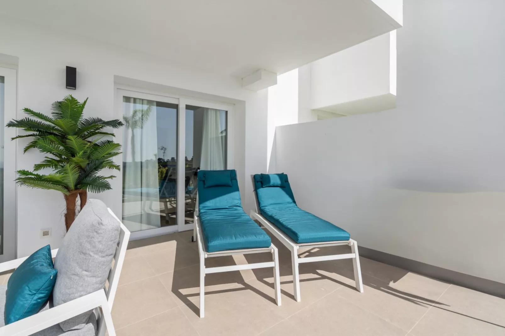 AL4-1901 ESTEPONA - APARTMENT - ALCAZABA LAGOON - Terrasse / balcon