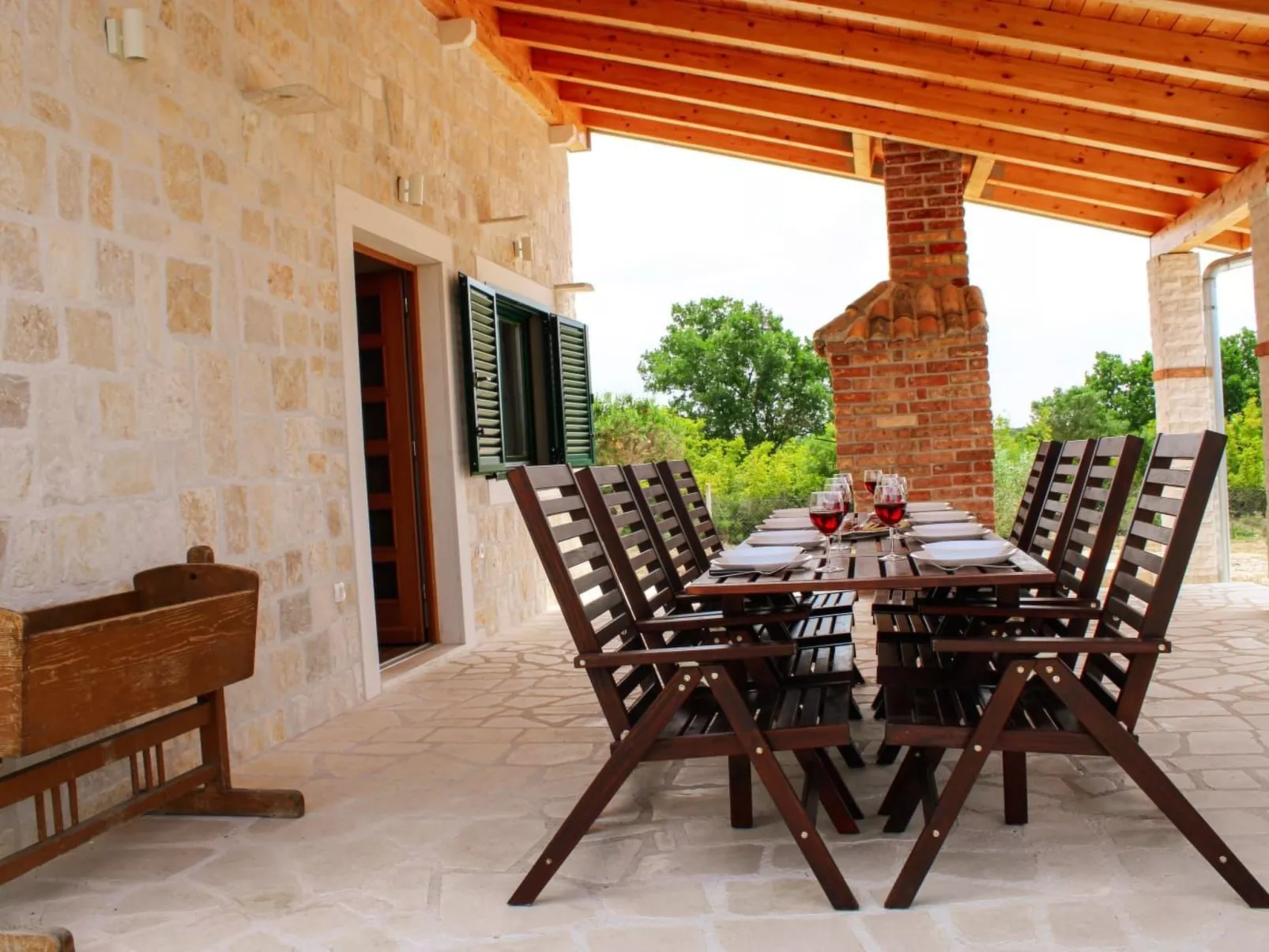 Anwesen "Steinperle mit beheiztem Schwimmbad" - Draußen