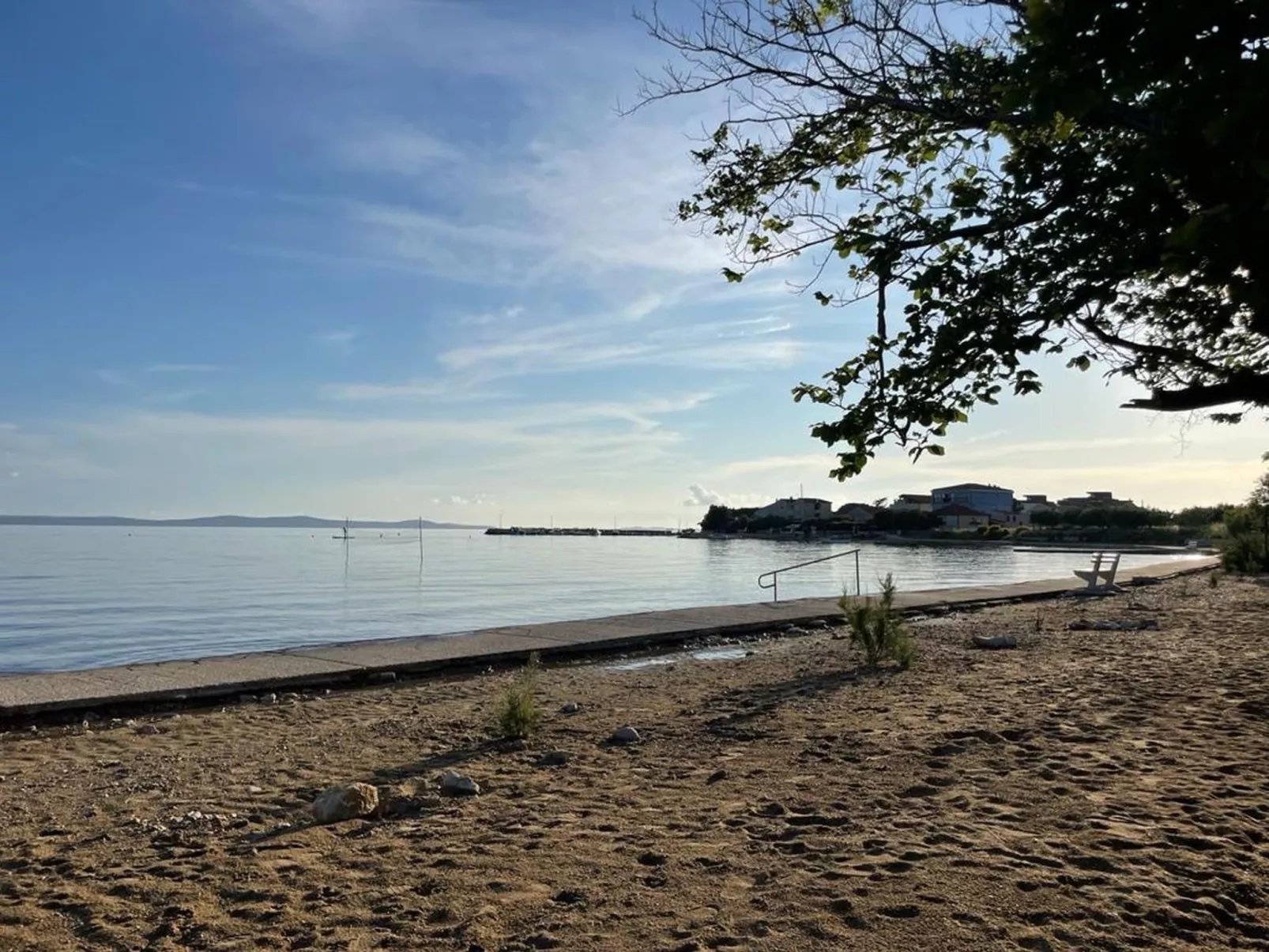 Zimmer "Graues Zimmer" mit privatem Balkon - Draußen