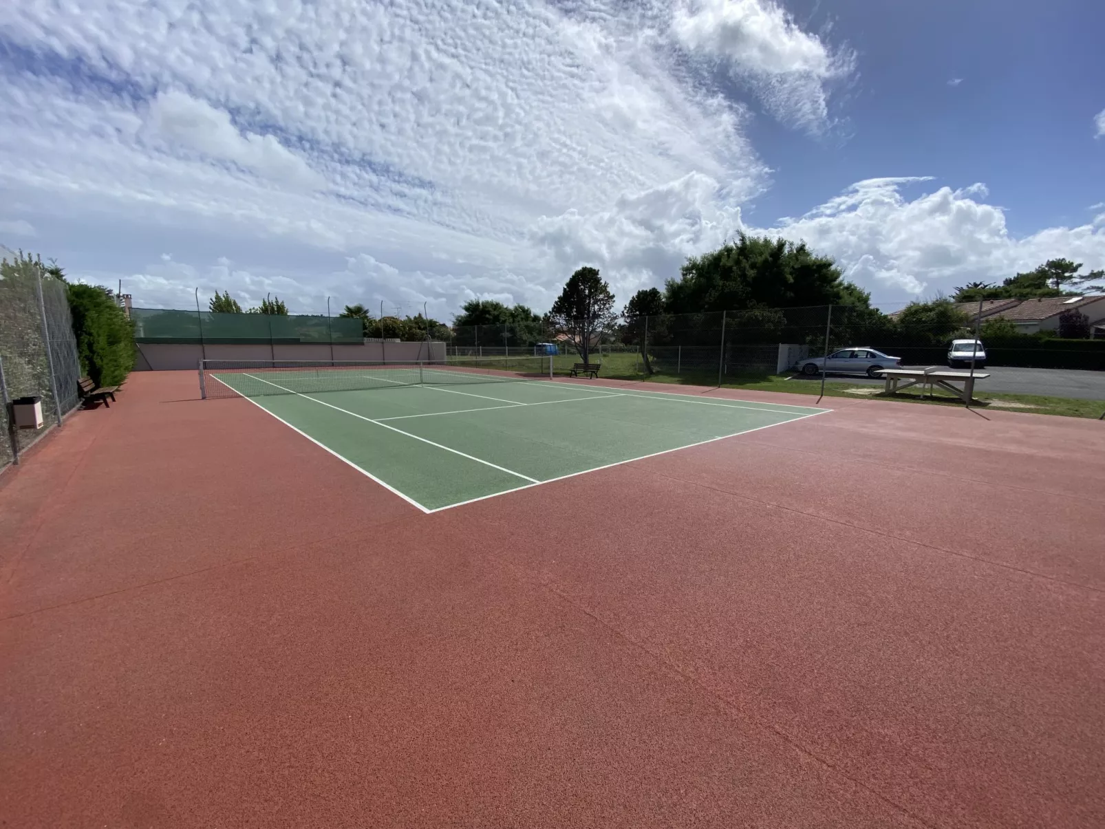 Bois Soleil - Draußen