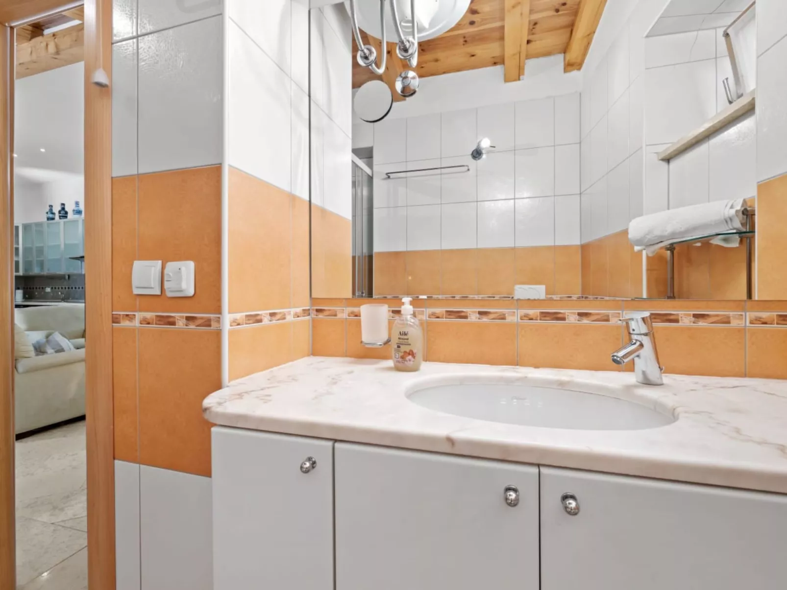 Villa Diana - Drinnen