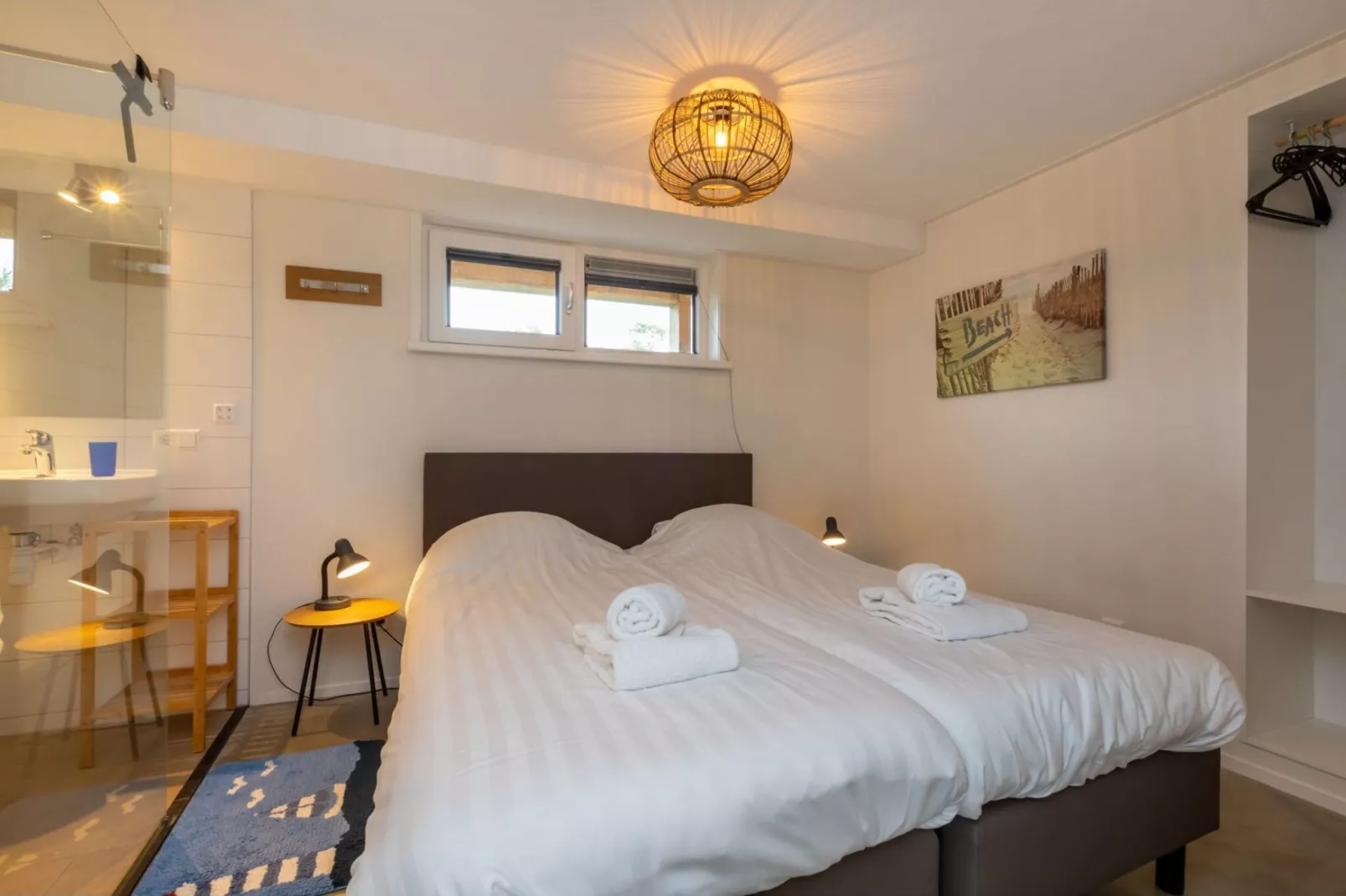 Kloosterweg 85-Bedroom