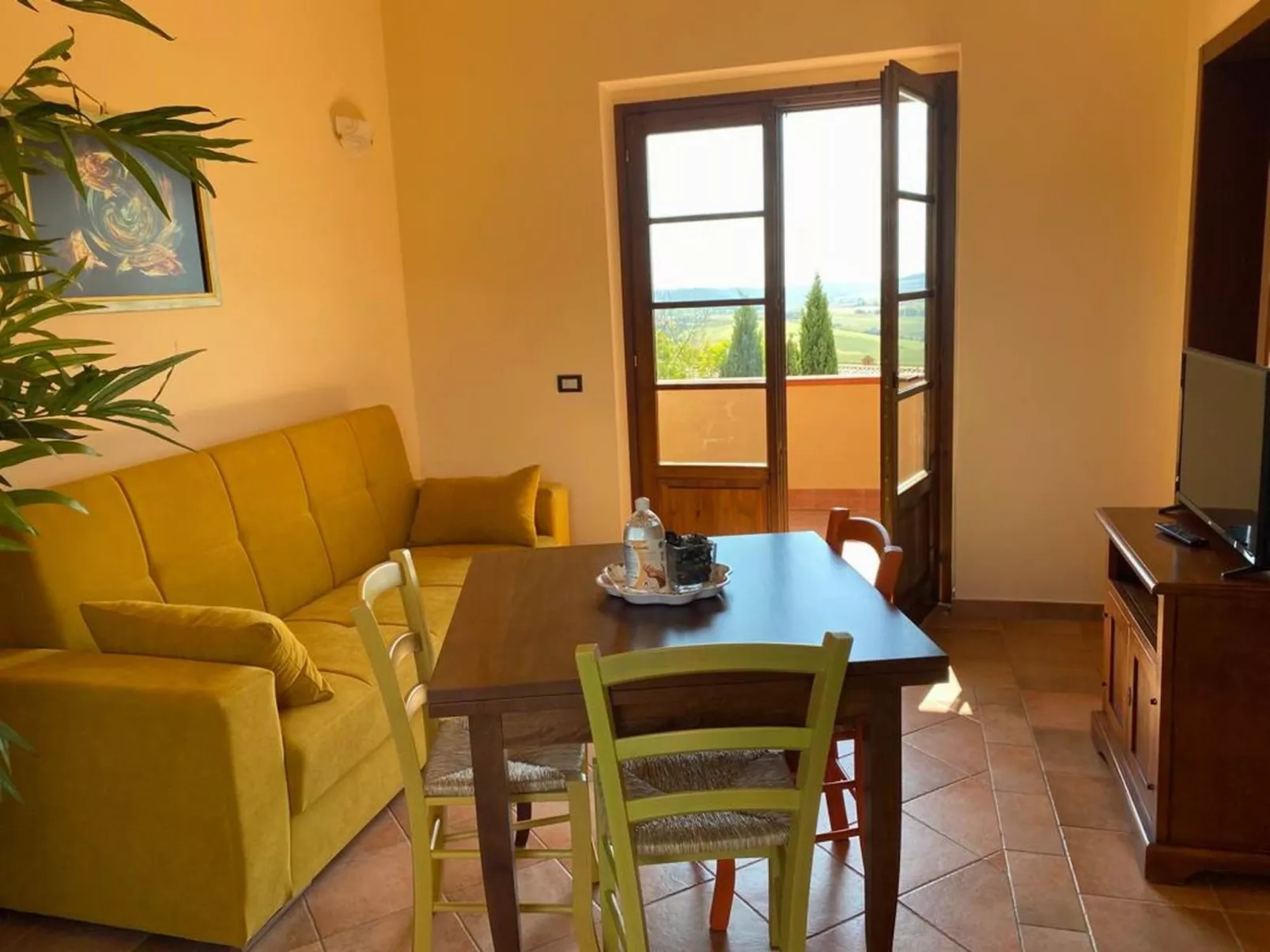 Pieve pomaia trilo flach - Inside