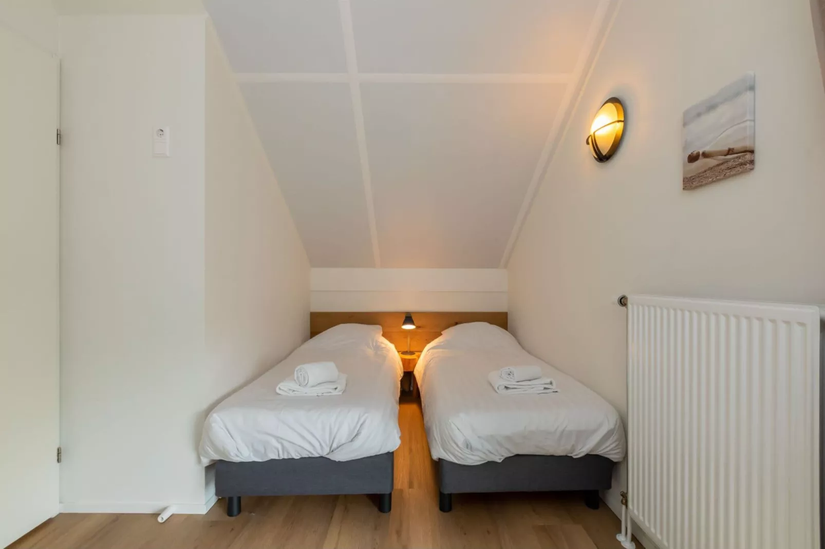 Kloosterweg 85-Bedroom